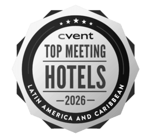 Una insignia redonda con la inscripción Cvent Top Meeting Hotels 2026, Latinoamérica y Caribe, con texto grande y llamativo en el centro y un borde negro, perfecta para destacar los mejores hoteles para congresos y reuniones en México.