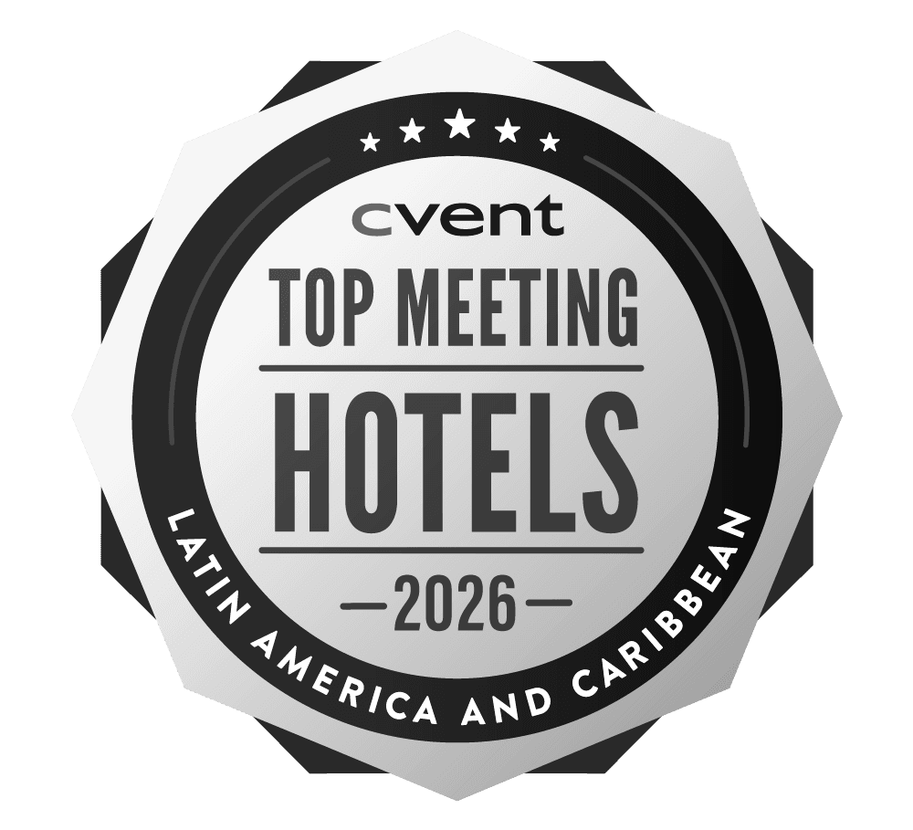 Una insignia redonda con la inscripción Cvent Top Meeting Hotels 2026, Latinoamérica y Caribe, con texto grande y llamativo en el centro y un borde negro, perfecta para destacar los mejores hoteles para congresos y reuniones en México.
